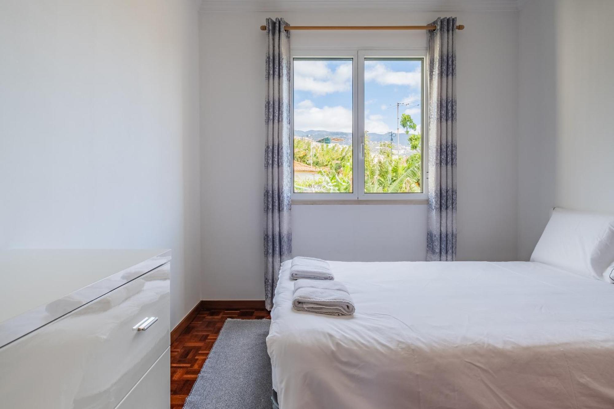 Sea View - By Wehost Apartment Câmara de Lobos Exterior photo