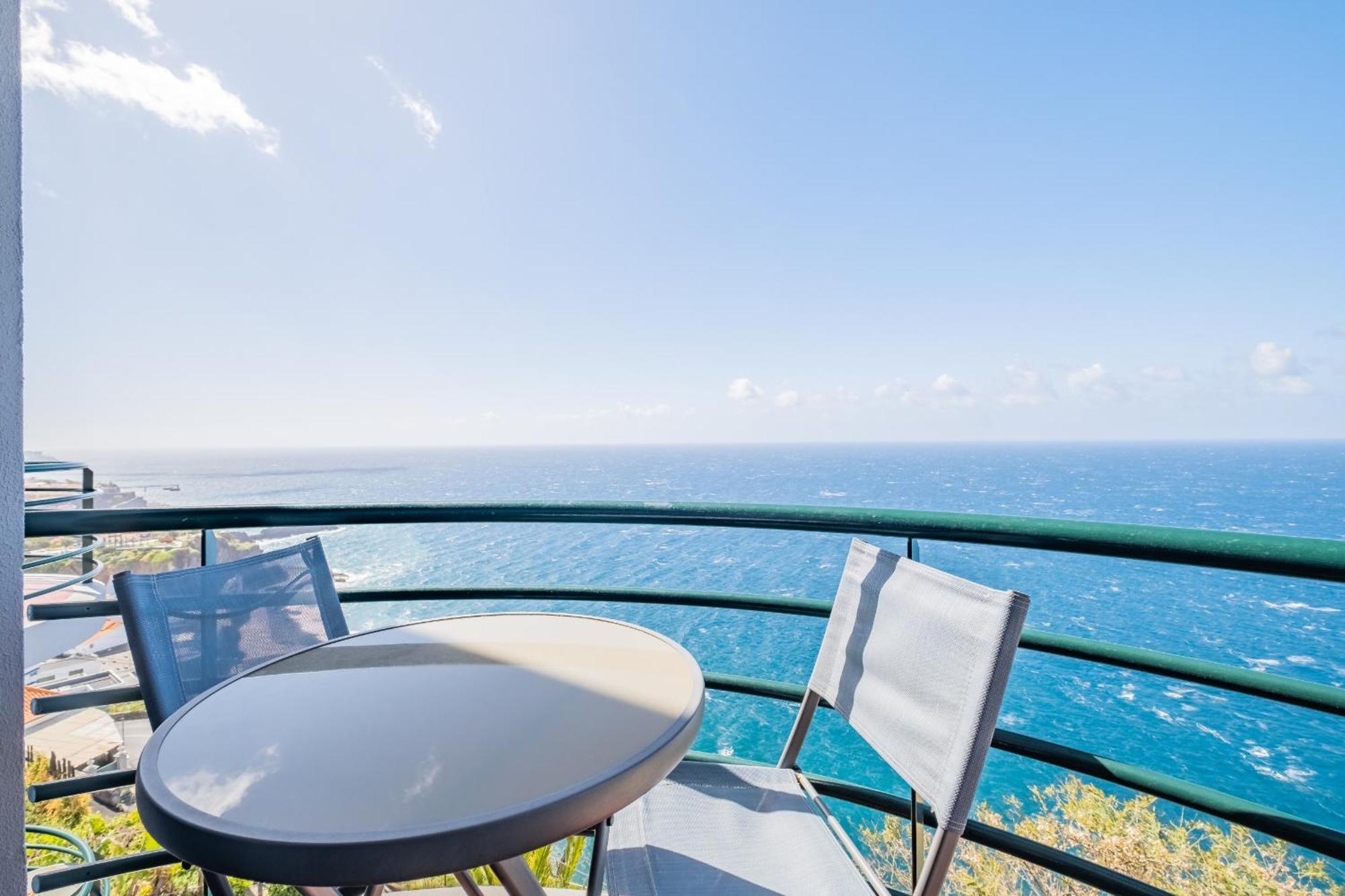 Sea View - By Wehost Apartment Câmara de Lobos Exterior photo