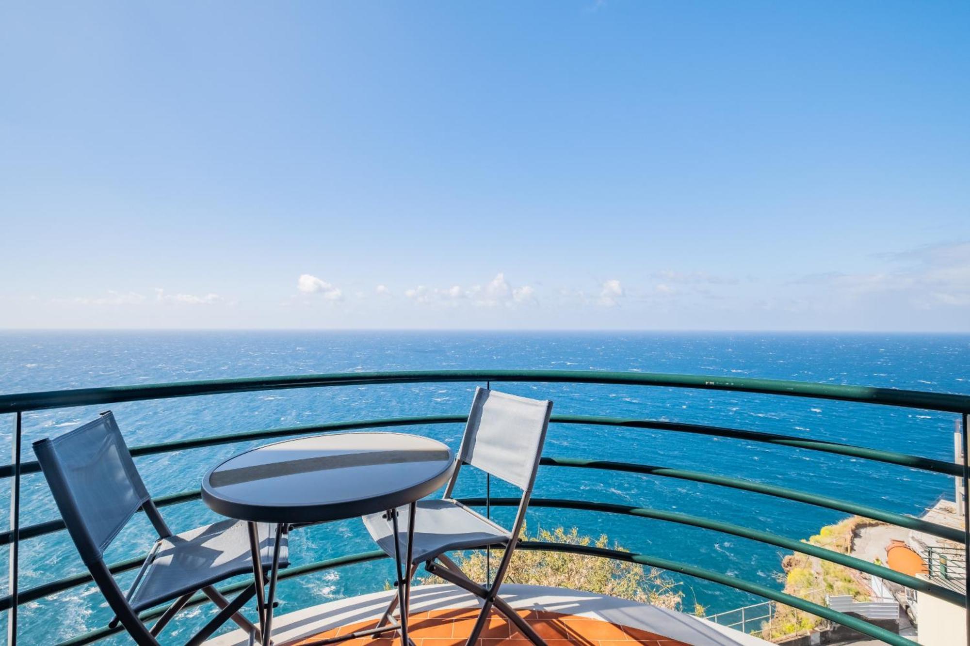 Sea View - By Wehost Apartment Câmara de Lobos Exterior photo